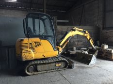 JCB802 Super (2003) JCB802 mini digger complete with buckets Location: Market Rasen, Lincolnshire