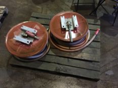 Pair fire hoses