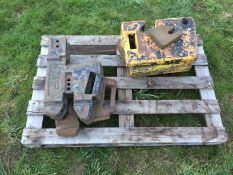 Quantity tractor weights