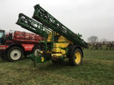 2009 John Deere 840i 4200ltr 36m trailed sprayer, euro hitch on 480/70R38 wheels and tyres.