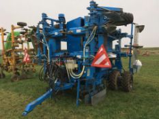 2008 Standen Pearson H600 Big Boy 6 row potato planter with Amistar and fertiliser kit.