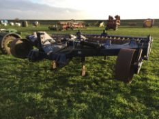 Tim Howard 4m 4leg folding subsoiler with packer roller