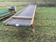 1984 Herbert flat conveyor 7.10m long x 900mm wide. Serial No: 022.97.