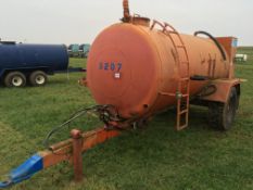 Single axle 5000ltr fertiliser bowser with cabinet