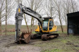 2000 Volvo EC140 tracked excavator, non-runner.