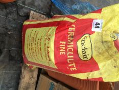 2 bags vermiculite