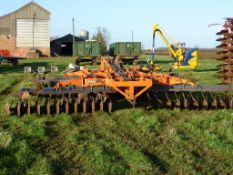 1997 Galucho GAHXR 46-26 X form 5.5m disc harrows