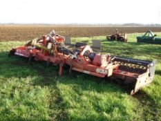 Maschio 6m hydraulic-folding power harrow with crumbler