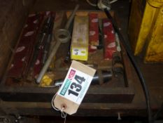 Quantity of reamers and endmills