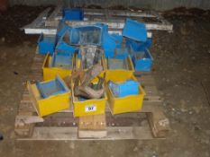 Plastic parts contaners