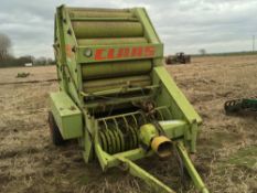 Claas Rollant 62 baler