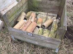 Qty clay pipes