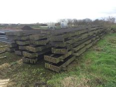 Steel Stanchon roof sections for farm building 100ft frontage by 200ft long clear span - no legs