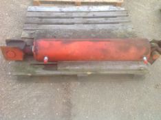 Large Hydraulic Ram