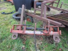Lawrence Edwards Flexibale Bale Squeezer,
