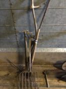 Quantity of hand tools