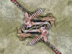 Pair wheel irradicators for Kverneland TS drill