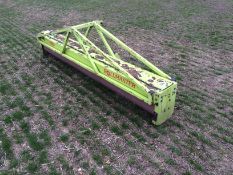 Carrier rollmaster weed wiper