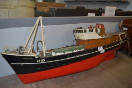 Large Trawler Model 