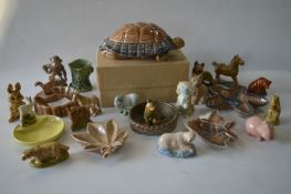 Large Wade Whimsies and Pin Trays