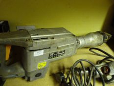 Titan Pneumatic Power Tool Breaker