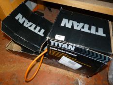 *Titan 2000w Electric Chainsaw