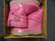 *KHOMBU CHILDREN'S BOOTS (PINK) SIZE: 4