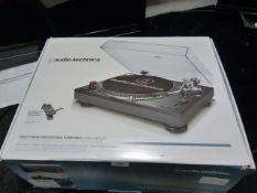*AUDIO-TECHNICA TURNTABLE