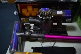 *DYSON V6 ABSOLUTE VACUUM