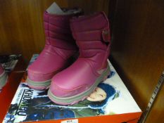 *KHOMBU CHILDREN'S BOOTS (PINK) SIZE: 12