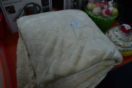 *SUPER PLUSH SHERPA THROW