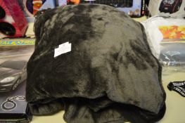 *SUPER LUXURIOUS THROW