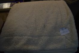 *SUPER PLUSH SHERPA THROW