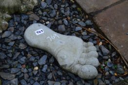 *Foot Garden Ornament