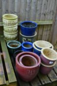 *Assorted Plant Pots in Various Colours