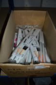 *Box Containing 15 Mister Babache Contrats Diabolo Sticks