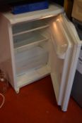 *Hotpoint RLAV21 Undercounter Refrigerator