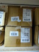 Two Boxes Containing 500 167mm Disposable Spoons