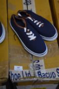 *Twenty Pairs of Converse Style Shoes (Blue and Tan) Size: 4