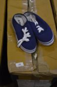 *Twenty Five Pairs of Converse Style Shoes (Blue) Size: 1