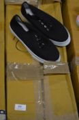 *Twenty Pairs of Converse Style Shoes (Black) Size: 4