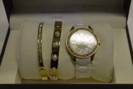 *ANNE KLEIN LADIES PALLET WRISTWATCH AND BANGLES
