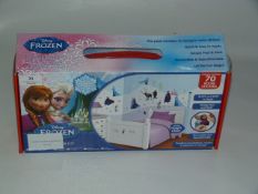 *DISNEY FROZEN ROOM DECOR KIT