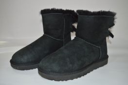 *UGG MINI BAILEY BOW BOOT (BLACK) SIZE: 6.5