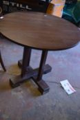 Circular Table on Pedestal