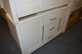 *White Sideboard with Three Drawers and Two Doors