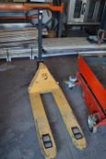 Total Lifter 550x1000 Pallet Truck