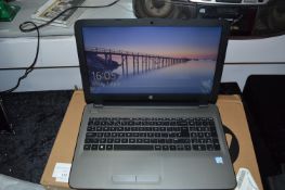 *HP 15-AY015NA NOTEBOOK