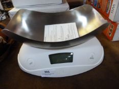 Set of Joseph Weighing Scales