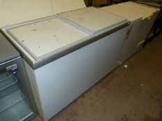 Chest Freezer with Sliding Lid